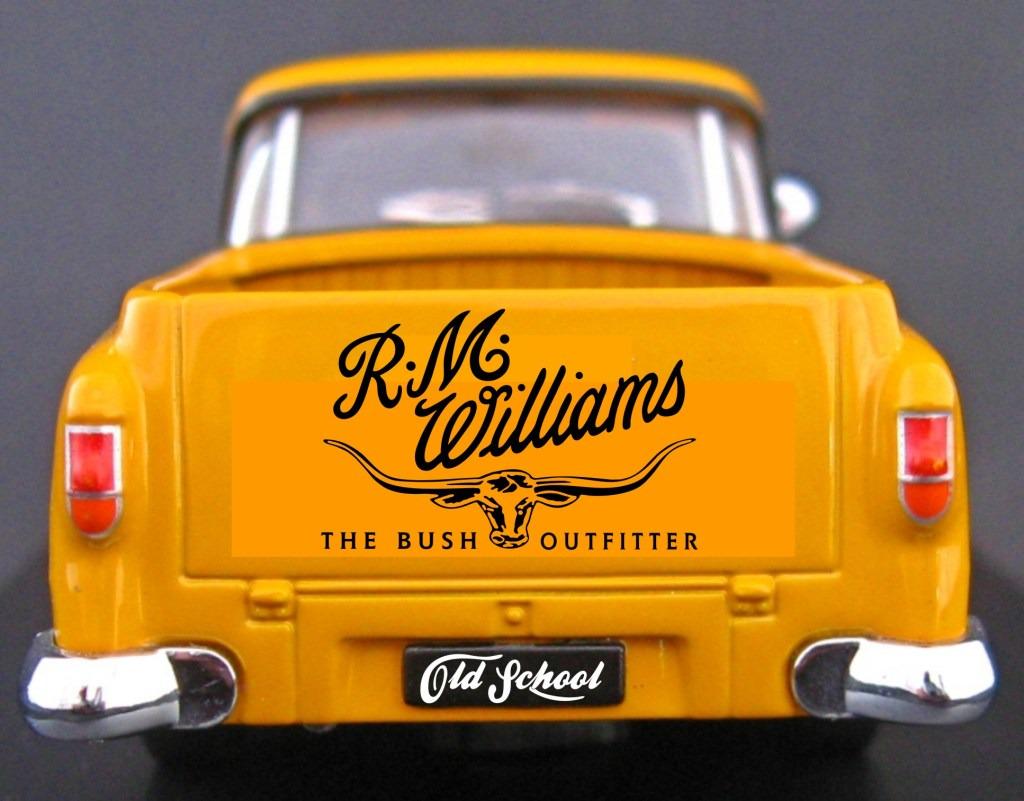 Bush Outfitter  LARGE vinyl decal 700 x 450 mm CONFIRM your color